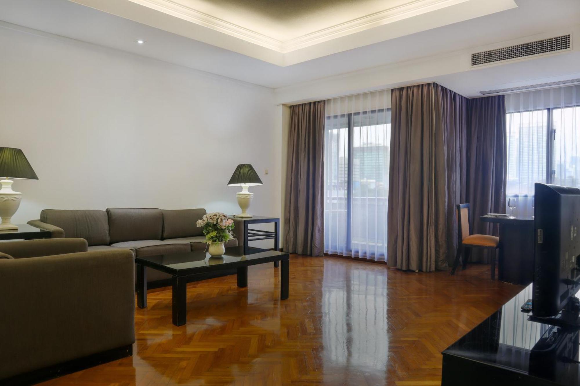 Oakwood Suites Kuningan Jakarta Extérieur photo