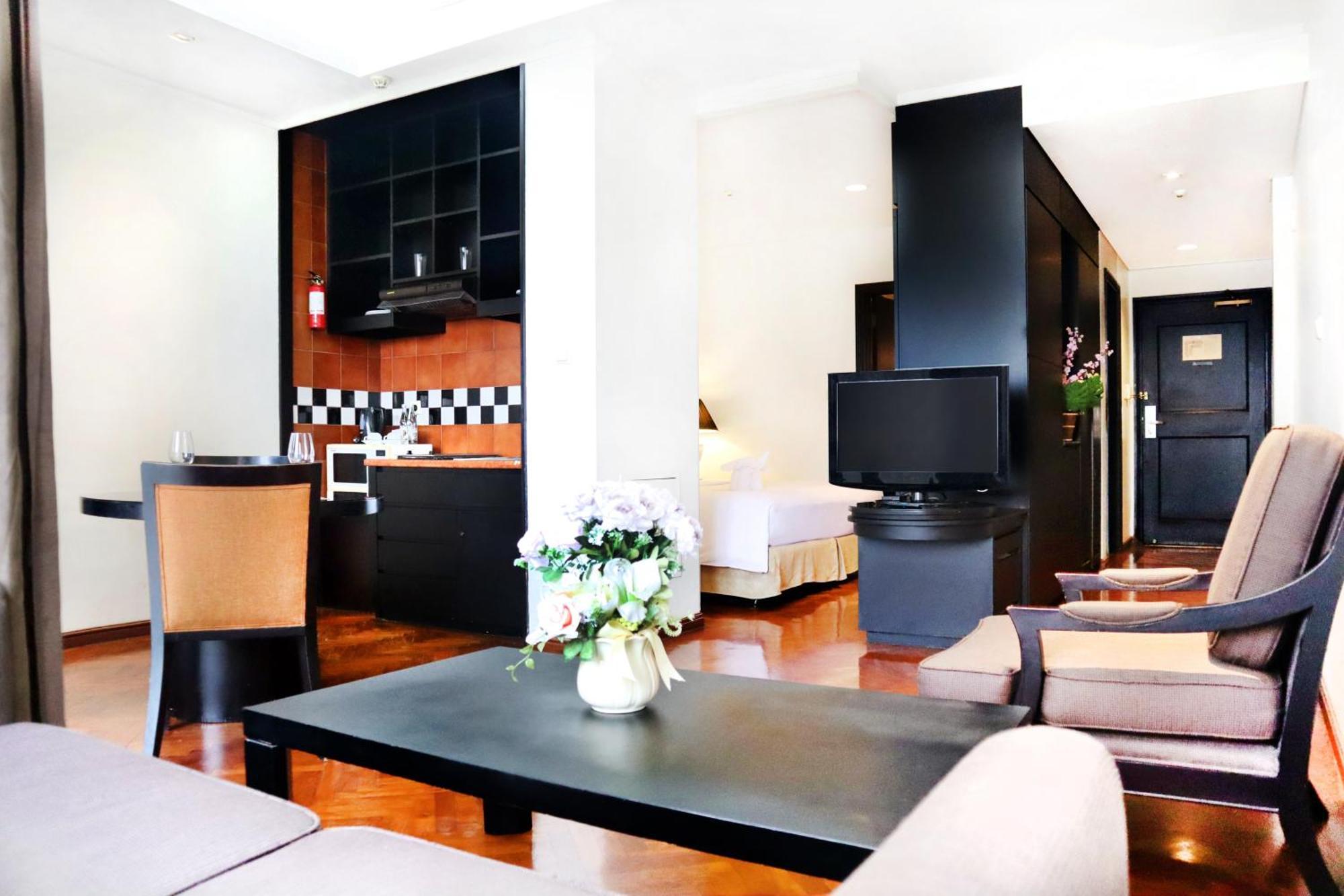 Oakwood Suites Kuningan Jakarta Extérieur photo