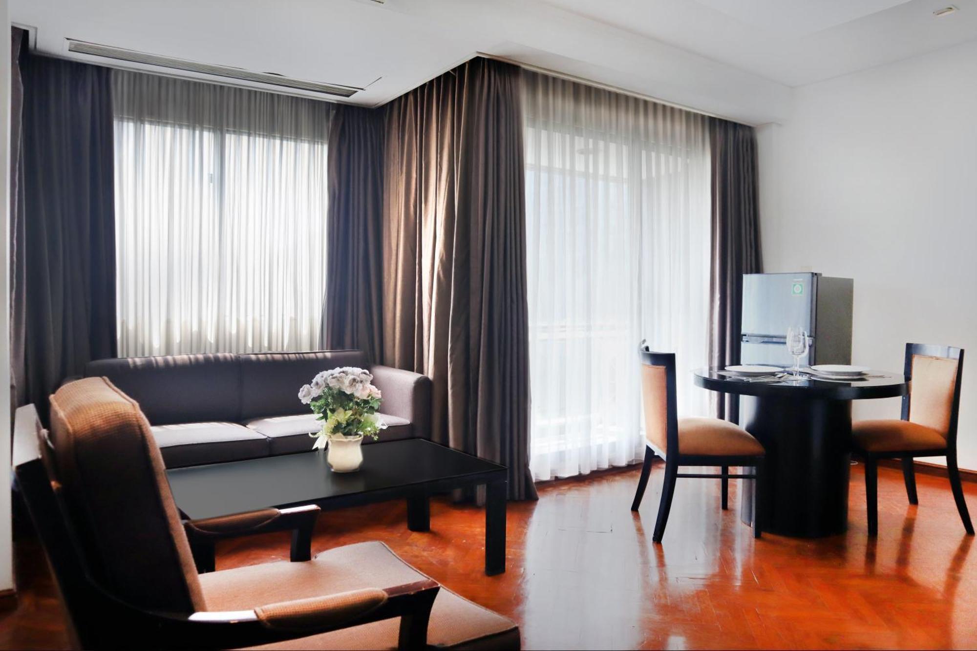 Oakwood Suites Kuningan Jakarta Extérieur photo